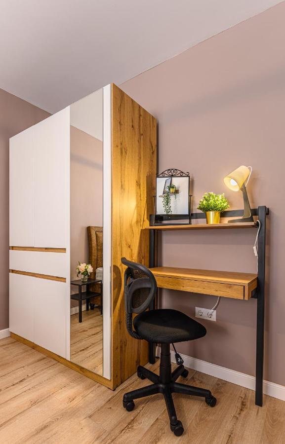 Schei Gate Apartment Brasov Luaran gambar