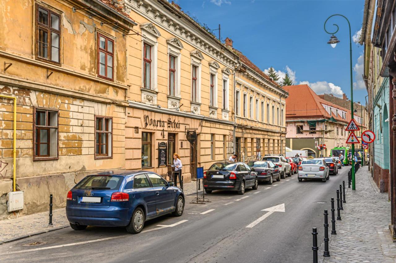 Schei Gate Apartment Brasov Luaran gambar
